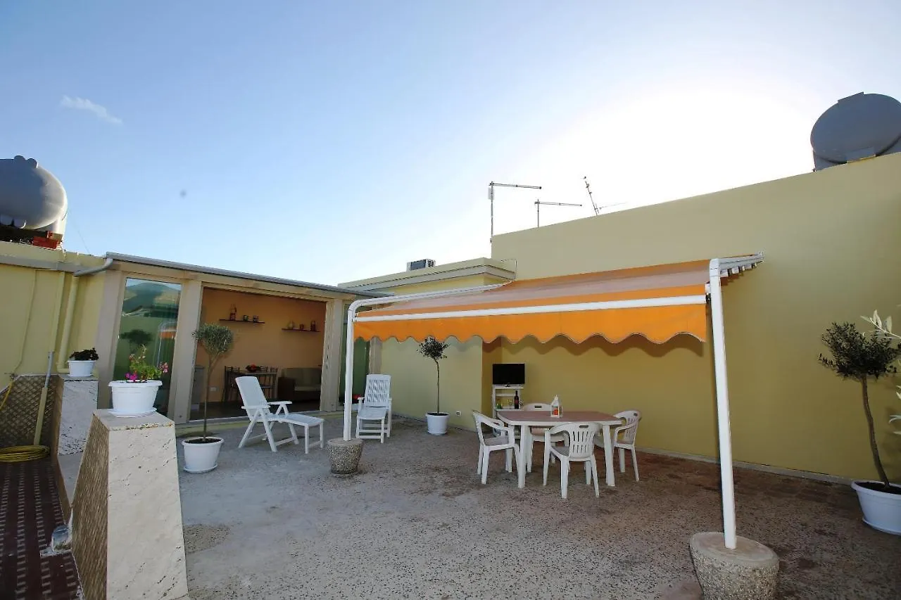 Re Sole Case Vacanze - Esclusivo Attico M A R T E Con Spaziosissima Terrazza Solarium Attrezzata 阿沃拉 意大利